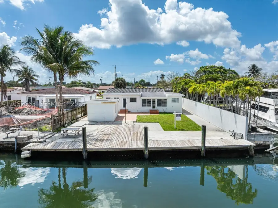 3551 NW 20th St, Miami, FL 33142 - #2