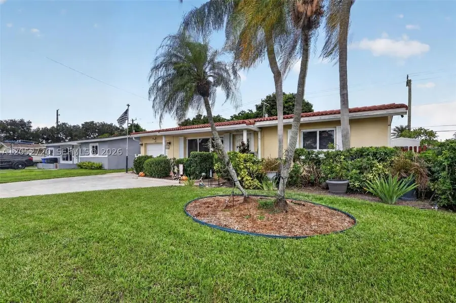 6361 Scott St, Hollywood, FL 33024 - #3