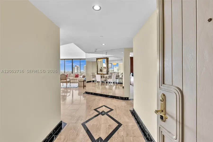 20281 E Country Club Dr #1907, Aventura, FL 33180 - #2