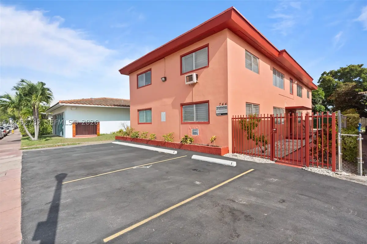744 85th St, Miami Beach, FL 33141 - #1
