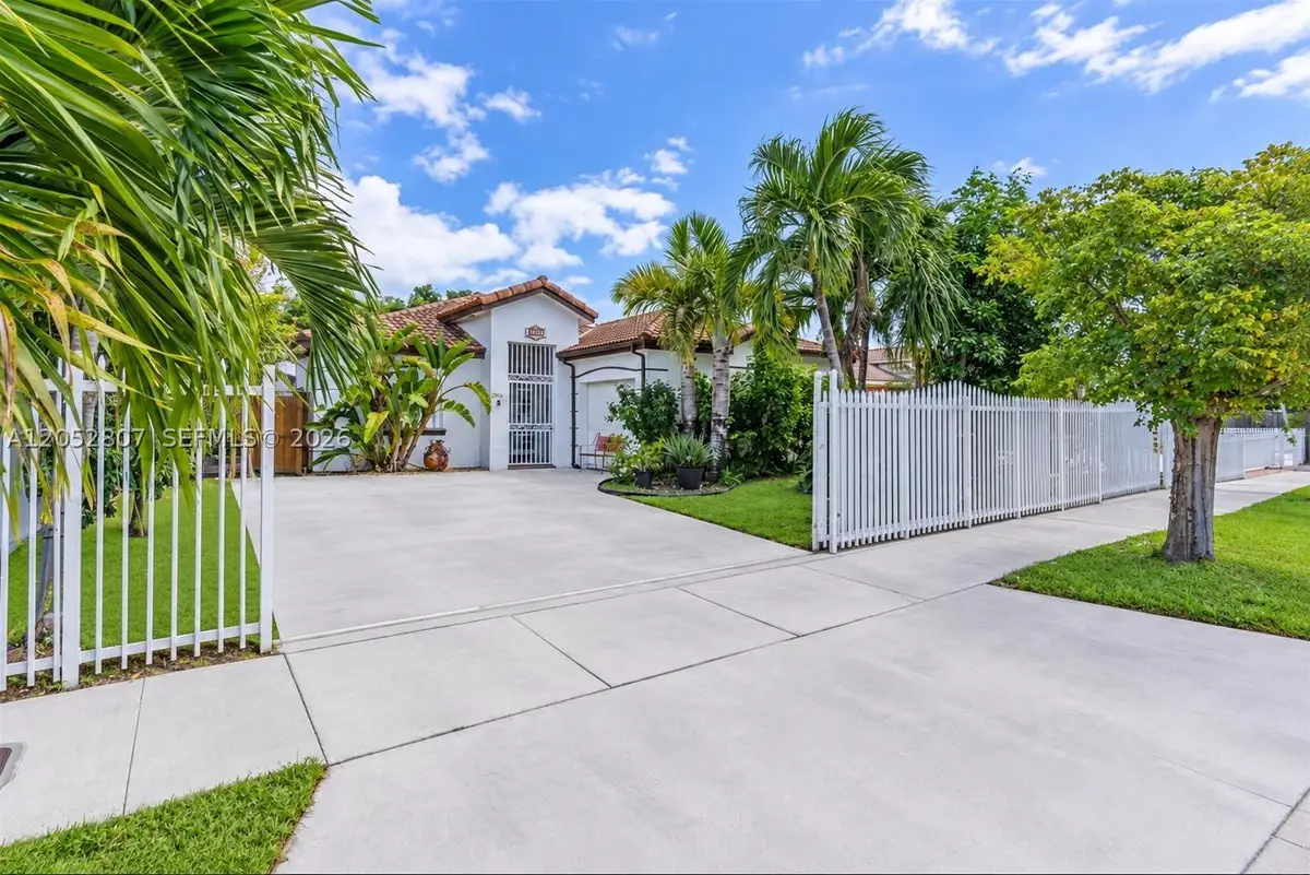 25237 SW 133 Pl, Homestead, FL 33032 - #1