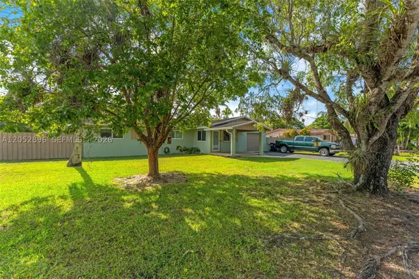 27205 SW 162nd Ct, Homestead, FL 33031
