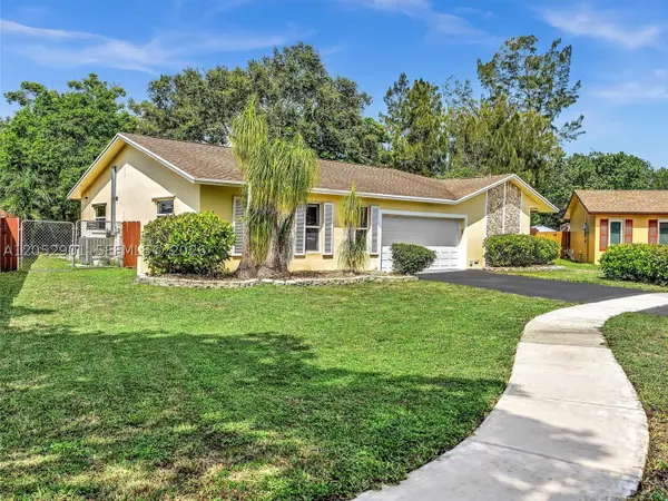 8754 SW 50th Pl, Cooper City, FL 33328