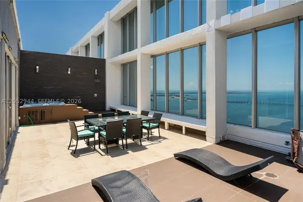495 Brickell #5705, Miami, FL 33131