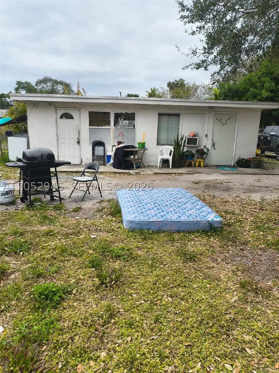 5718 Mckinley St, Hollywood, FL 33021 - #2