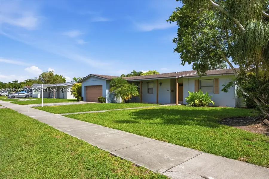 225 NW 15th St, Homestead, FL 33030 - #3