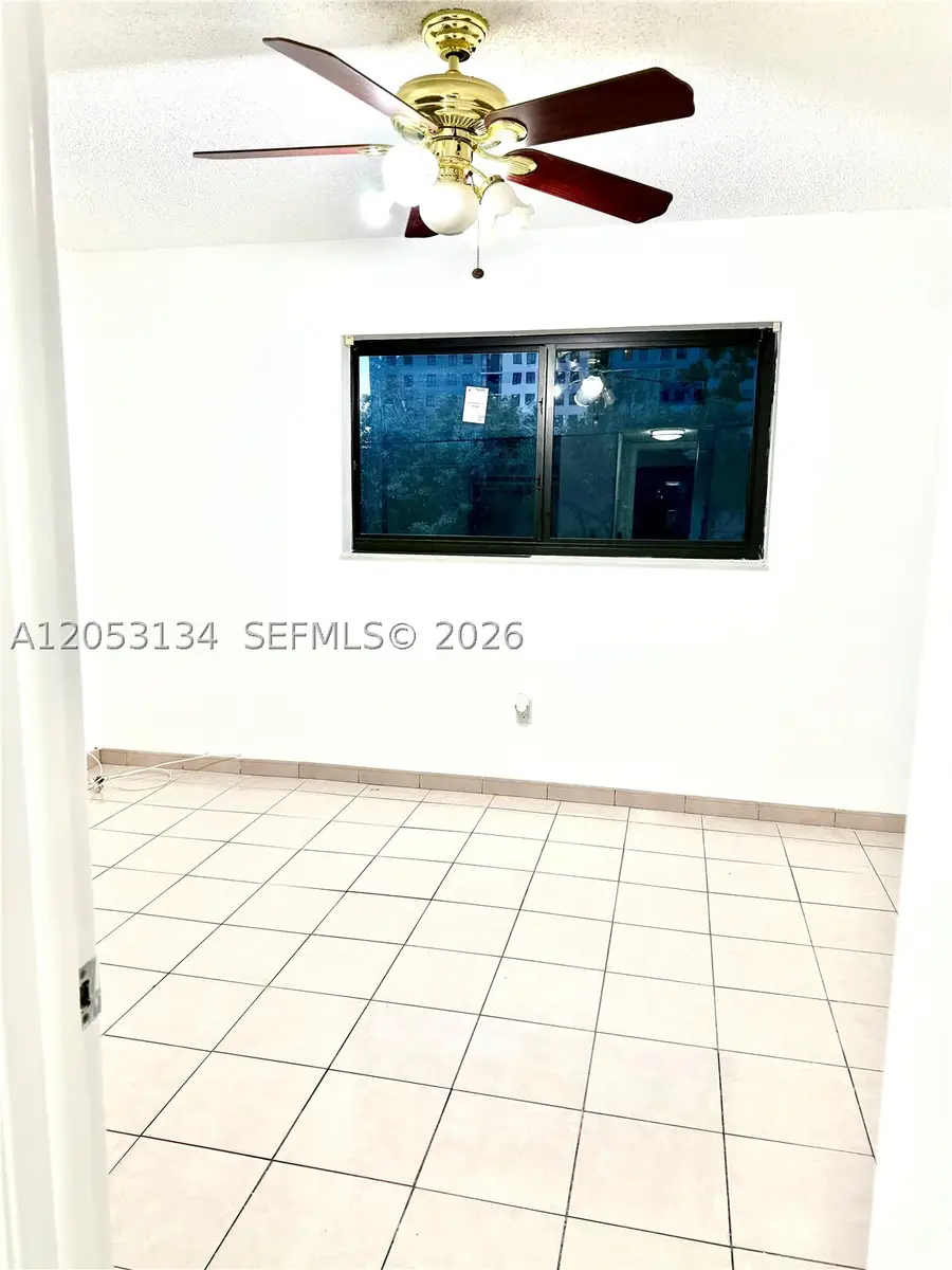 131 SW 109th Ave #L5, Sweetwater, FL 33174 - #3