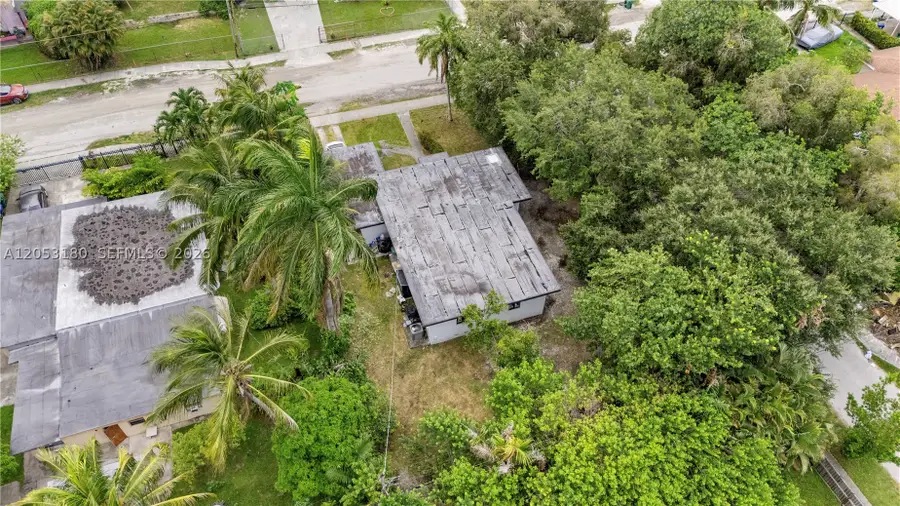 106 NW 84th St, Miami, FL 33150 - #3