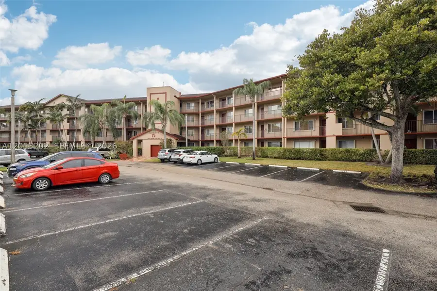 850 SW 138th Ave #208D, Pembroke Pines, FL 33027 - #3