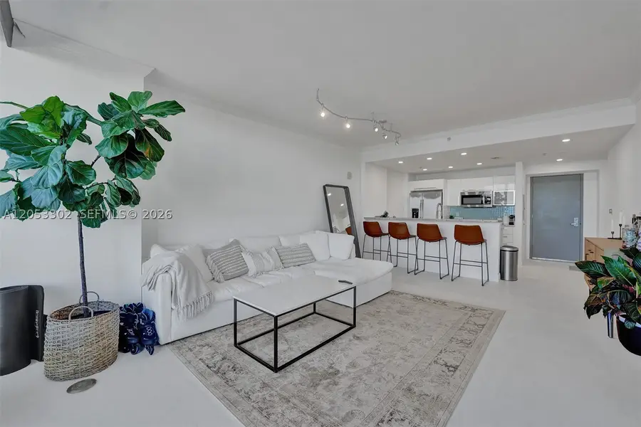 601 NE 36th St #811, Miami, FL 33137 - #2