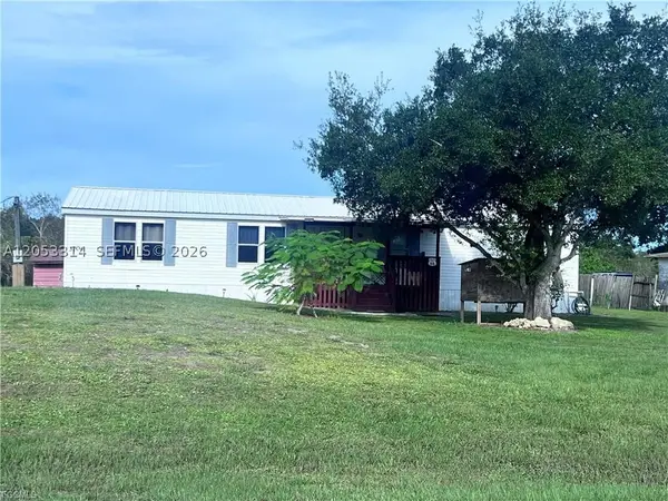 3704 Dustin, La Belle, FL 33935