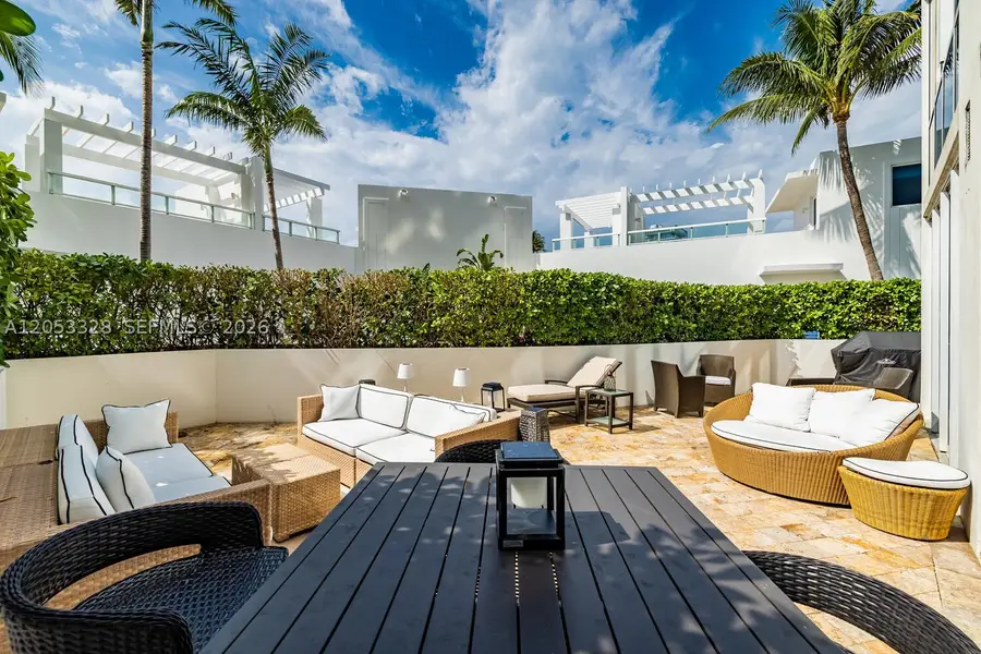 50 S Pointe Dr #510, Miami Beach, FL 33139 - #2