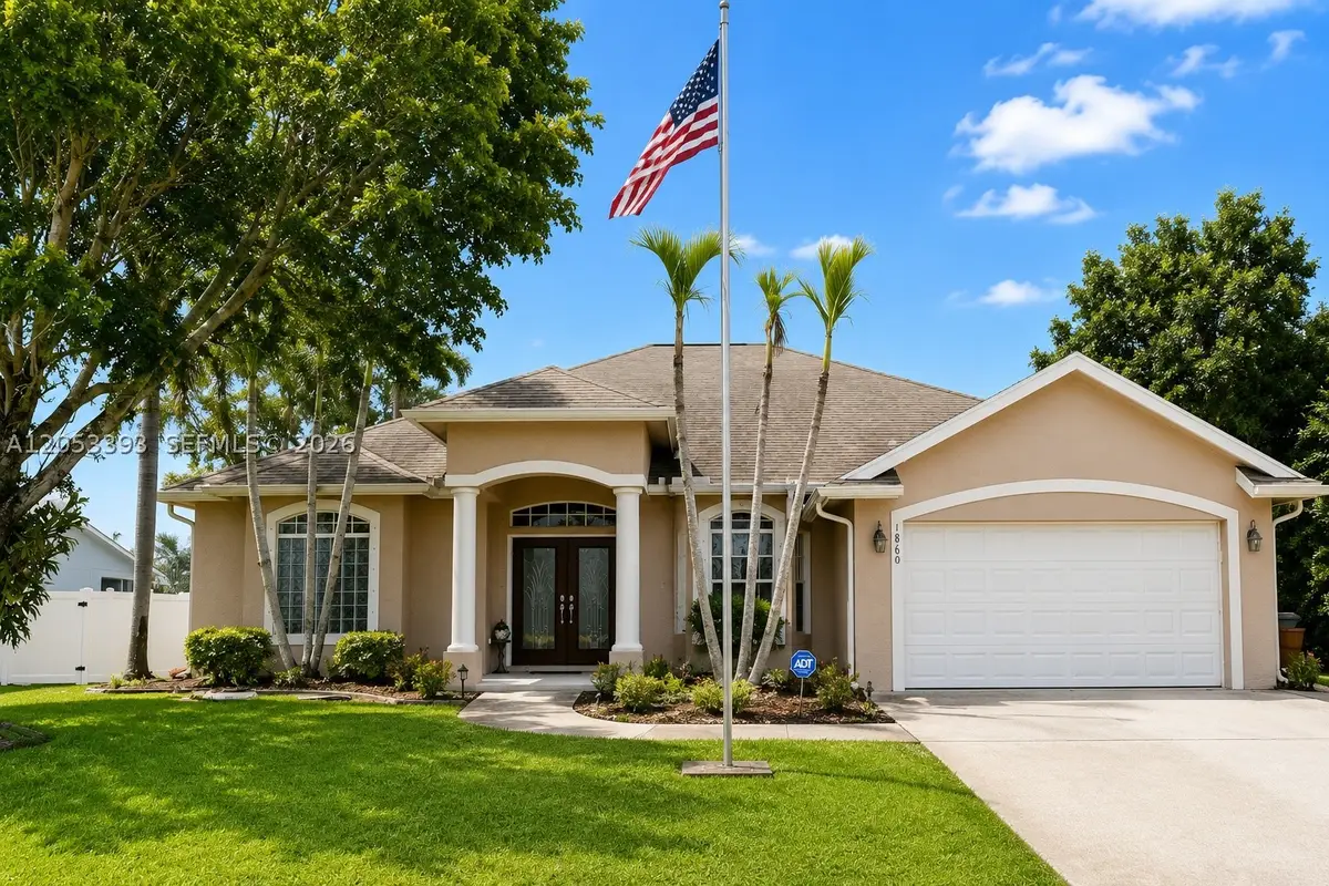 1860 SE Gaskins Cir, Port Saint Lucie, FL 34952 - #1