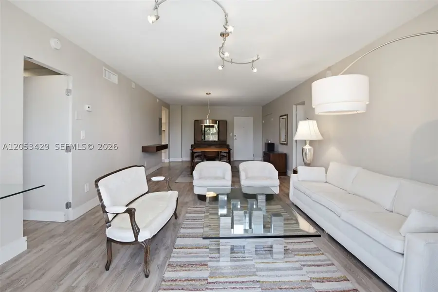 90 Edgewater Dr #225, Coral Gables, FL 33133 - #2