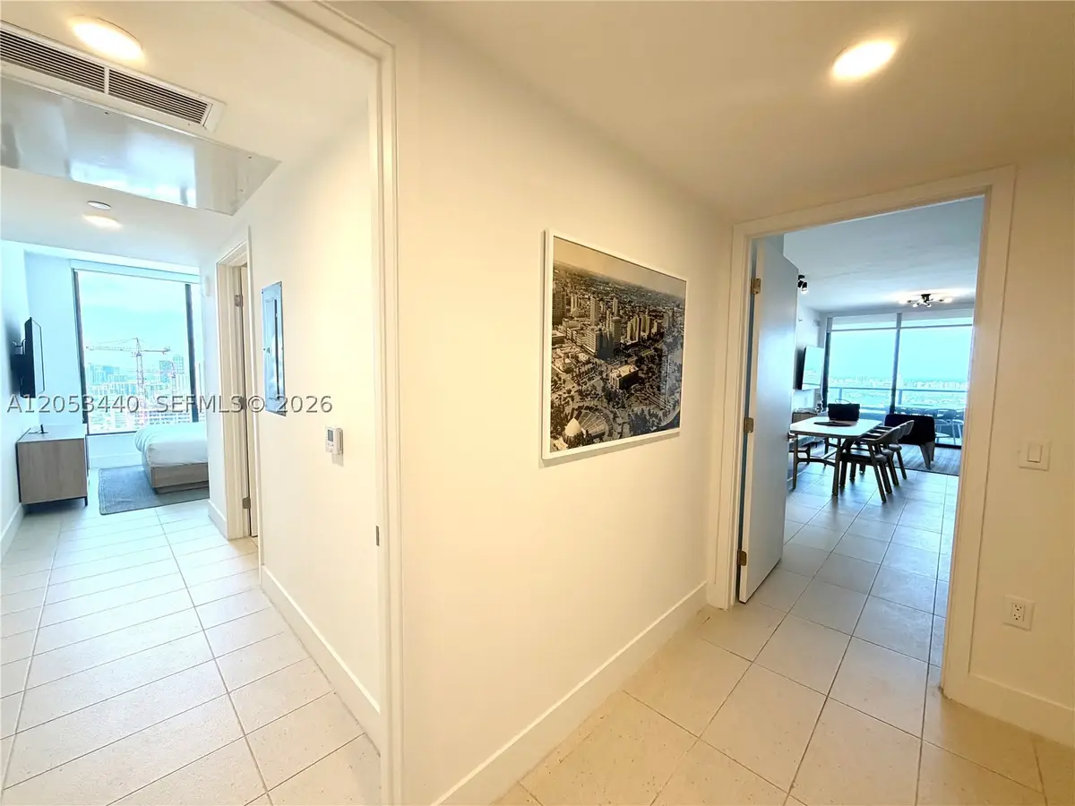 159 NE 6th St #3215, Miami, FL 33132 - #1