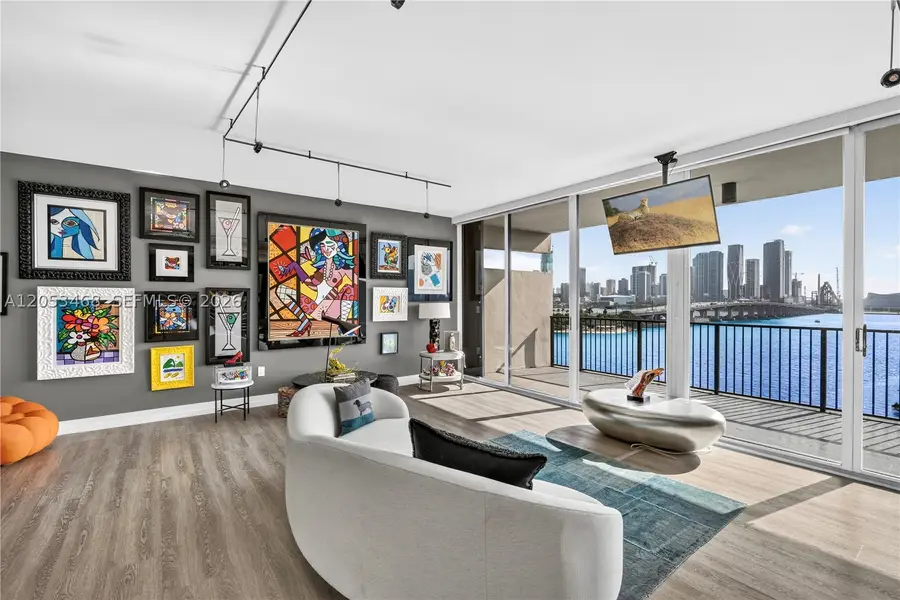 1000 Venetian Way #810, Miami Beach, FL 33139 - #2