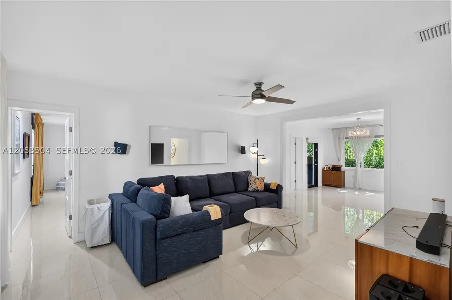 2543 SW 15th St, Miami, FL 33145 - #2