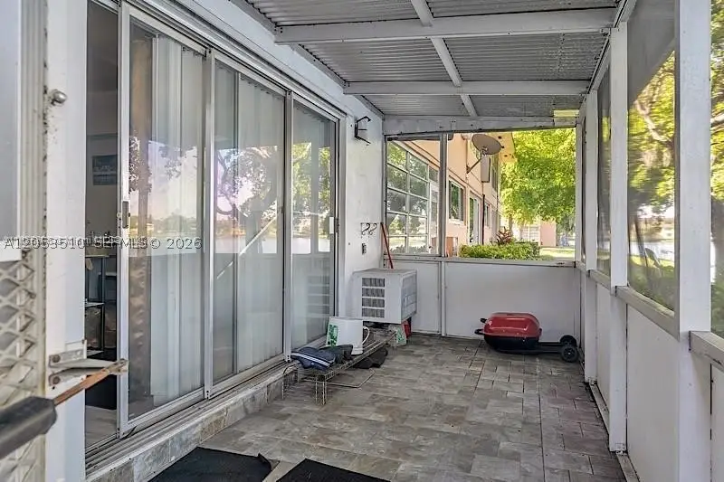 19000 NE 3rd Ct #405, Miami, FL 33179 - #3