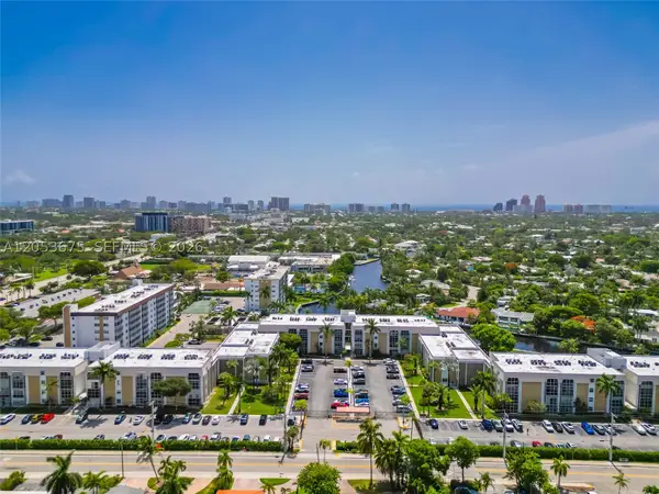 3000 NE 16th Ave #405, Oakland Park, FL 33334