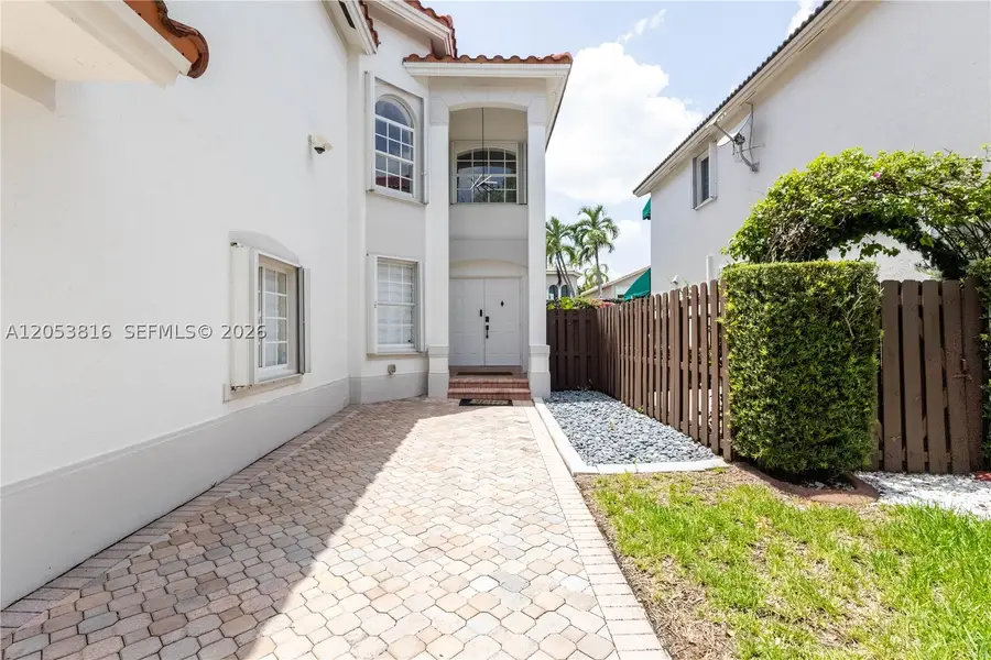 10873 NW 71st St, Doral, FL 33178 - #2