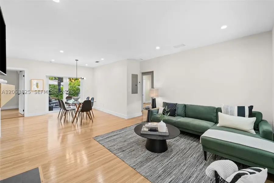 829 Granada Groves Ct, Coral Gables, FL 33134 - #3
