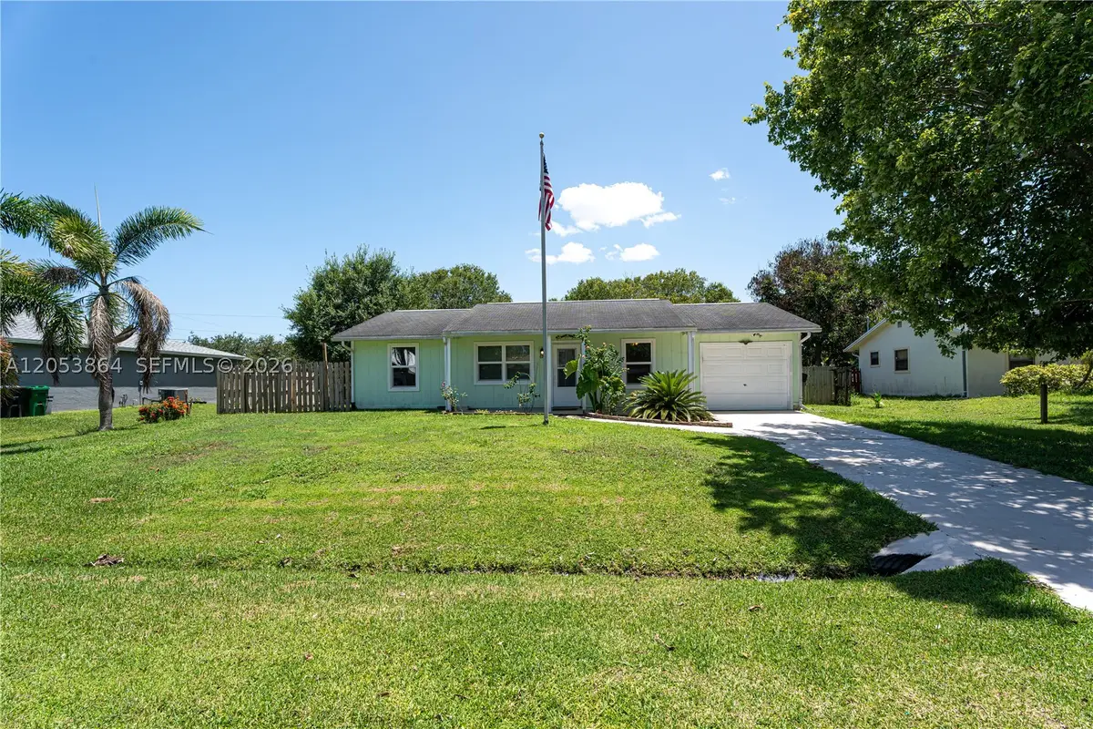 618 SW Ray Ave, Port Saint Lucie, FL 34983 - #1