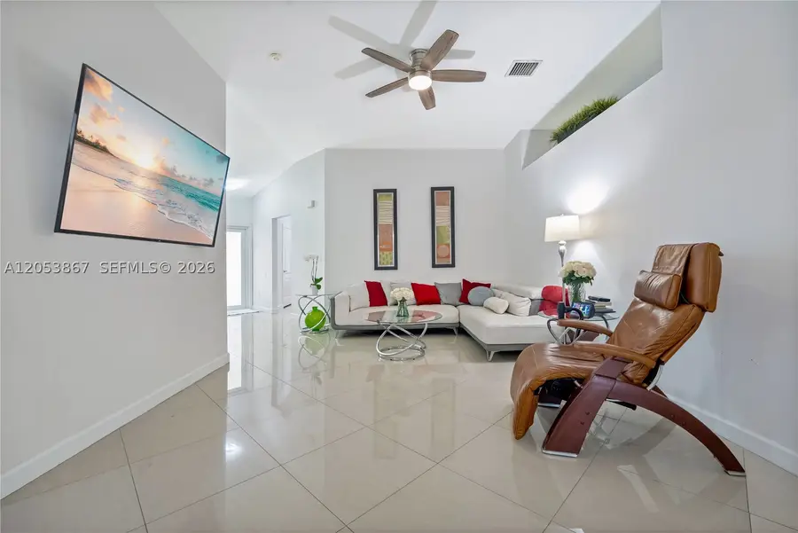 18625 NW 53rd Ave, Miami Gardens, FL 33055 - #3