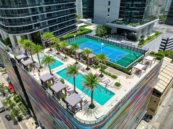 801 S Miami Ave #2002, Miami, FL 33130