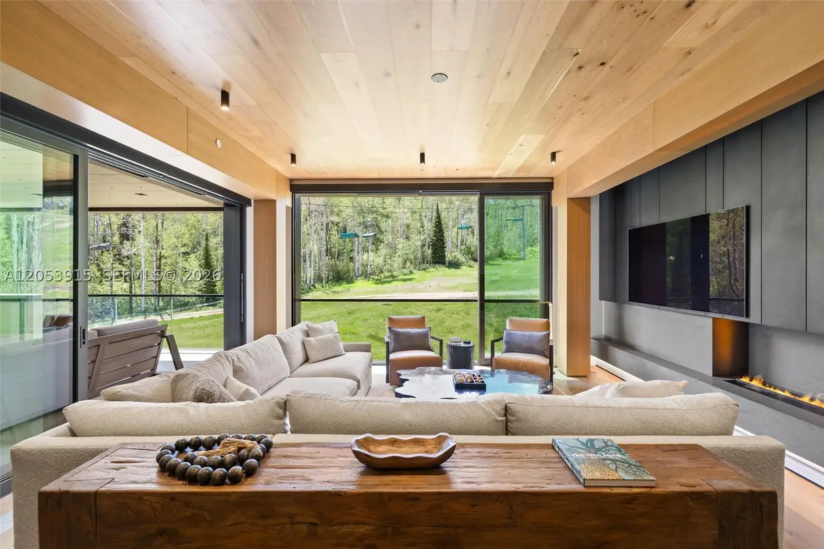 180 Wood #402, Snowmass Village, CO 81615 - #1
