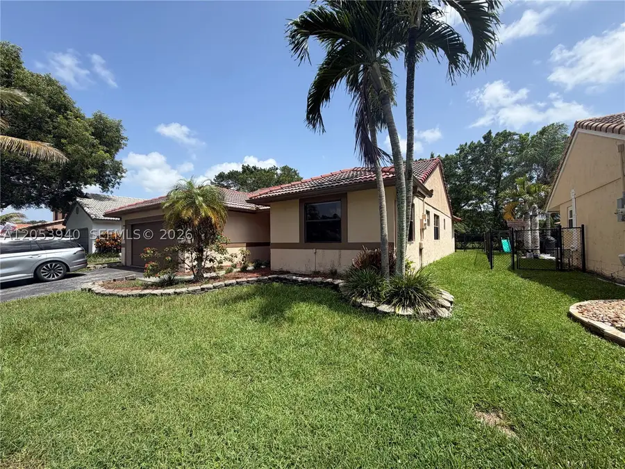 15600 Gauntlet Hall Mnr, Davie, FL 33331 - #2