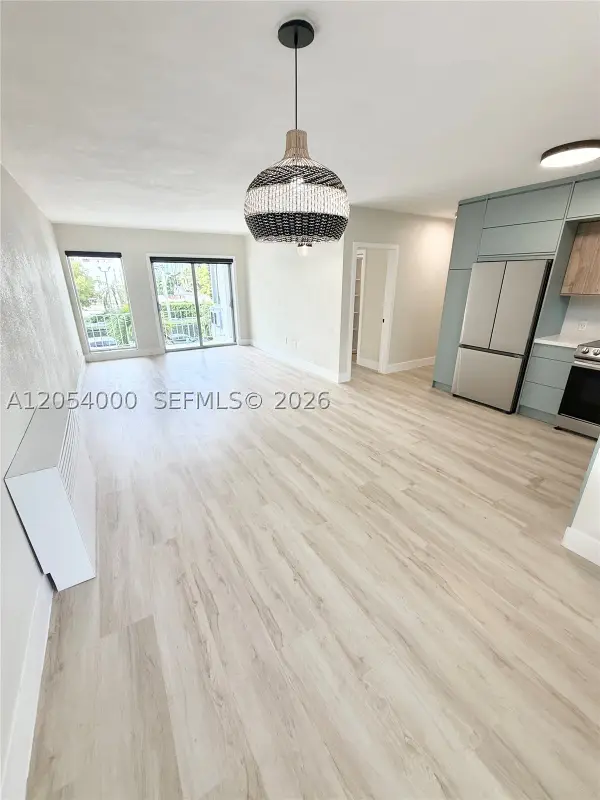 641 Espanola Way #17, Miami Beach, FL 33139