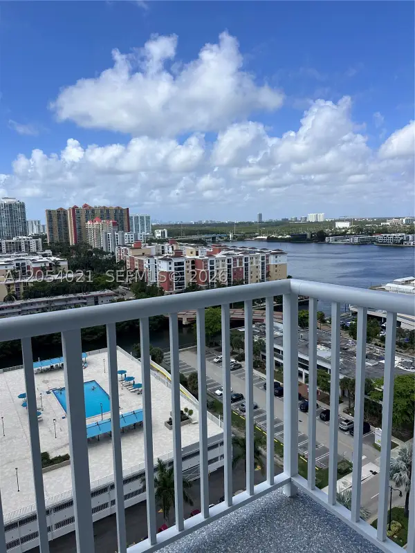 231 174th St #1905, Sunny Isles Beach, FL 33160