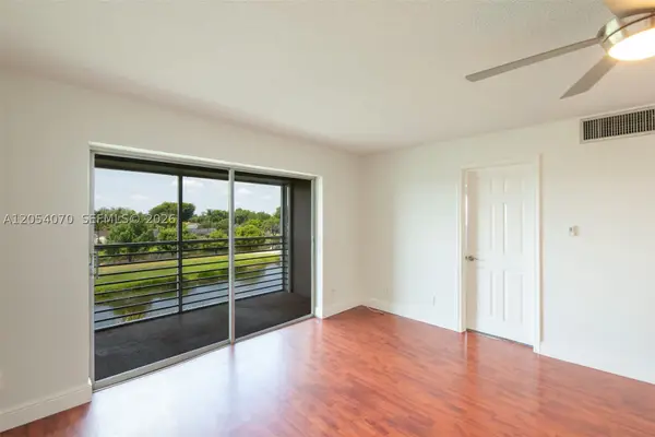 2471 SW 82nd Ave #309, Davie, FL 33324