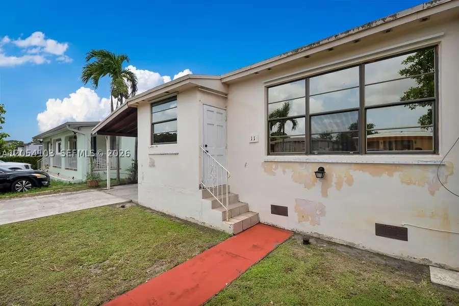 11 W 64th St, Hialeah, FL 33012 - #3