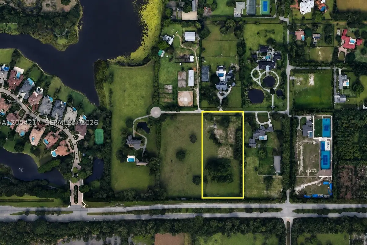 8600 Surrey Ln, Boca Raton, FL 33496 - #1