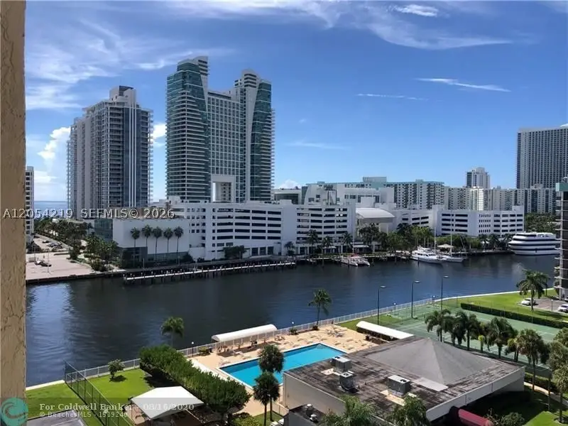 600 Parkview Dr #818, Hallandale Beach, FL 33009 - #3