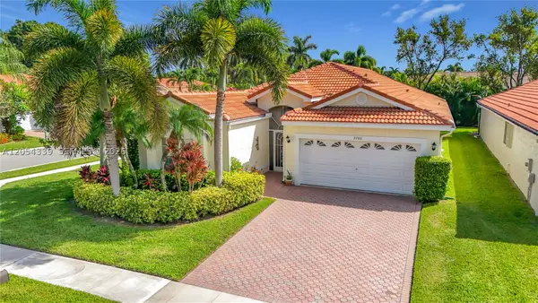 9786 Lemonwood Ct, Boynton Beach, FL 33437