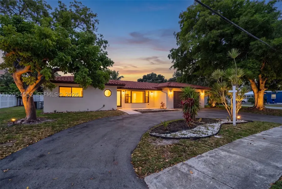 1109 SE 10th St, Deerfield Beach, FL 33441 - #2