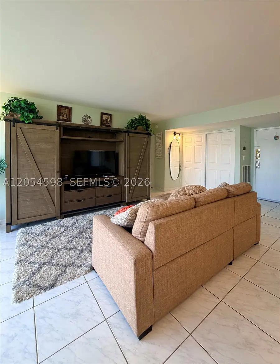 17021 N Bay Rd #802, Sunny Isles Beach, FL 33160 - #3