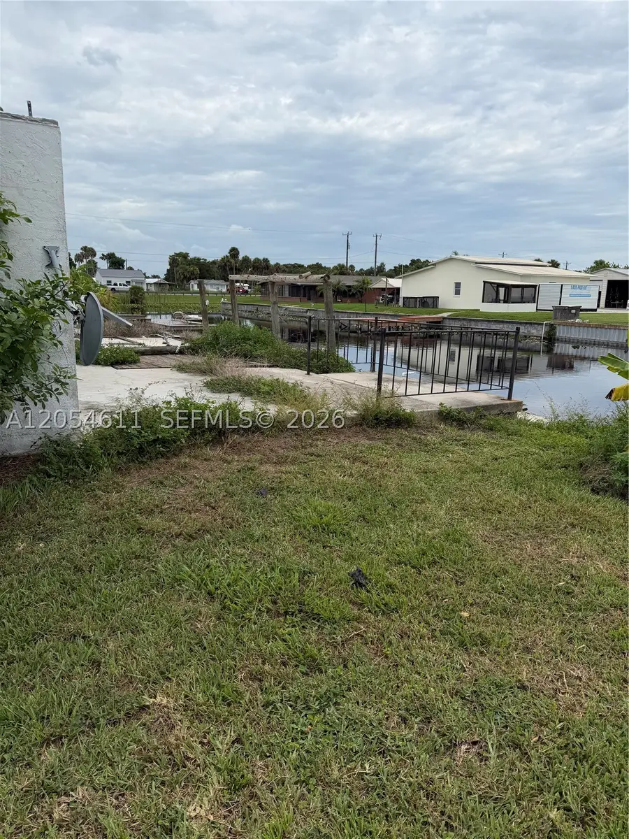 1053 Lantern Ln Okeechobee, Northeast Glades, FL 34974 - #3