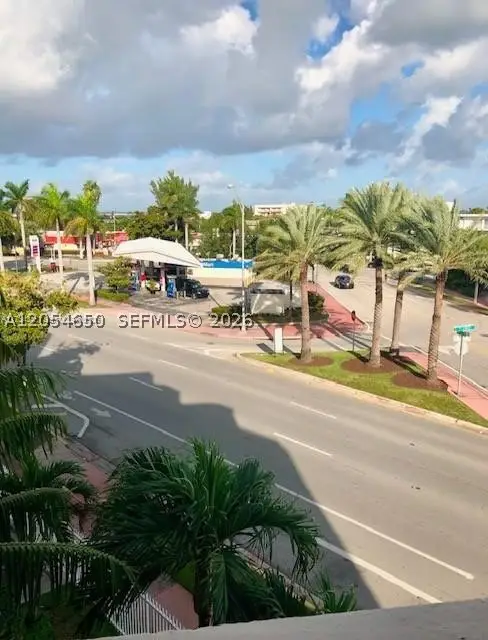 2000 Biarritz Dr #407, Miami Beach, FL 33141 - #2