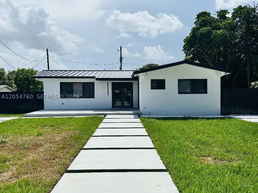 430 SW 100th Ave, Sweetwater, FL 33174 - #2