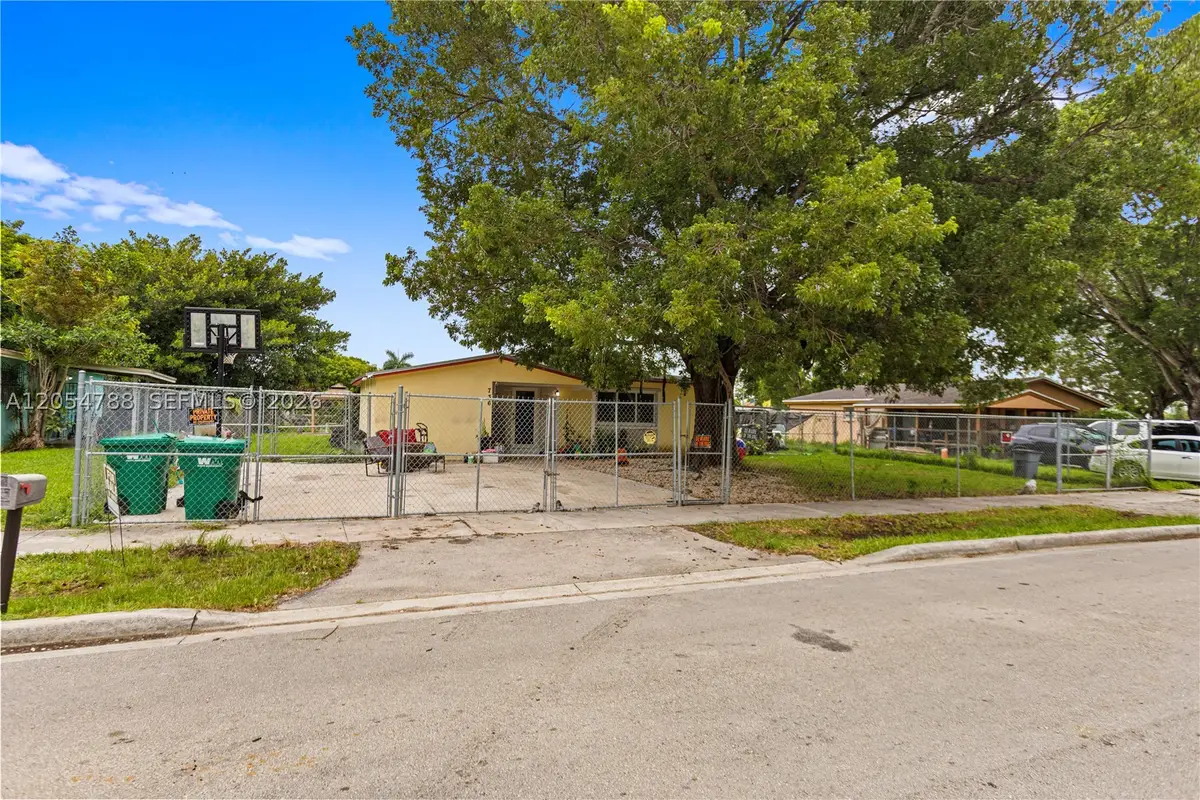 736 NW 8th, Florida City, FL 33034 - #1