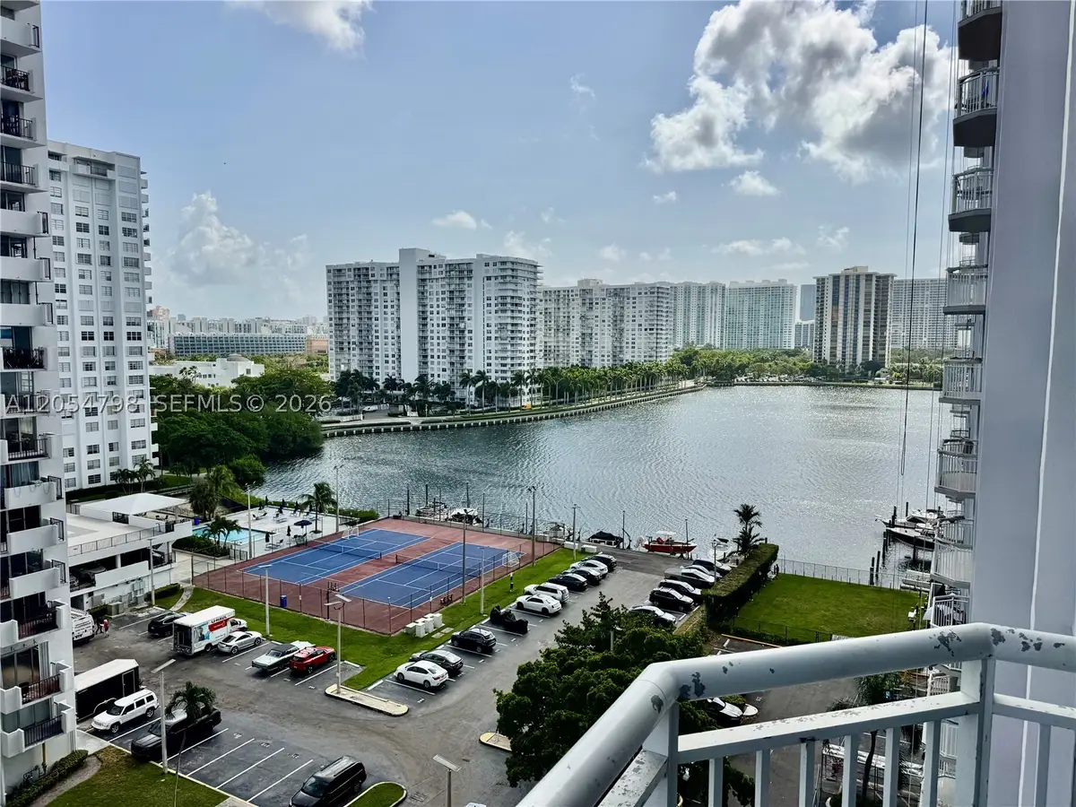 18051 Biscayne Blvd #1002, Aventura, FL 33160 - #1