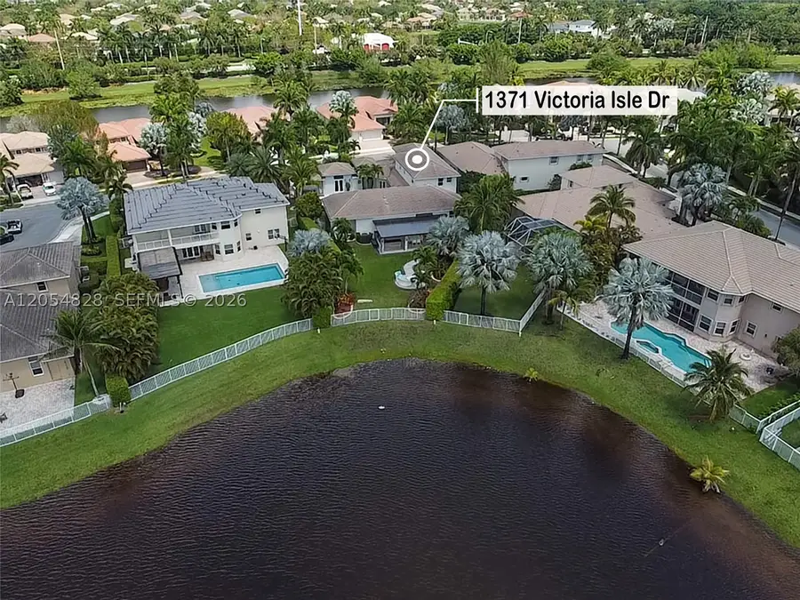 1371 Victoria Isle Dr, Weston, FL 33327 - #3