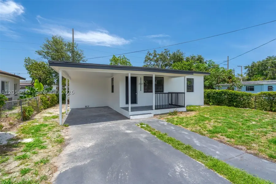2121 NW 86th Ter, Miami, FL 33147 - #3