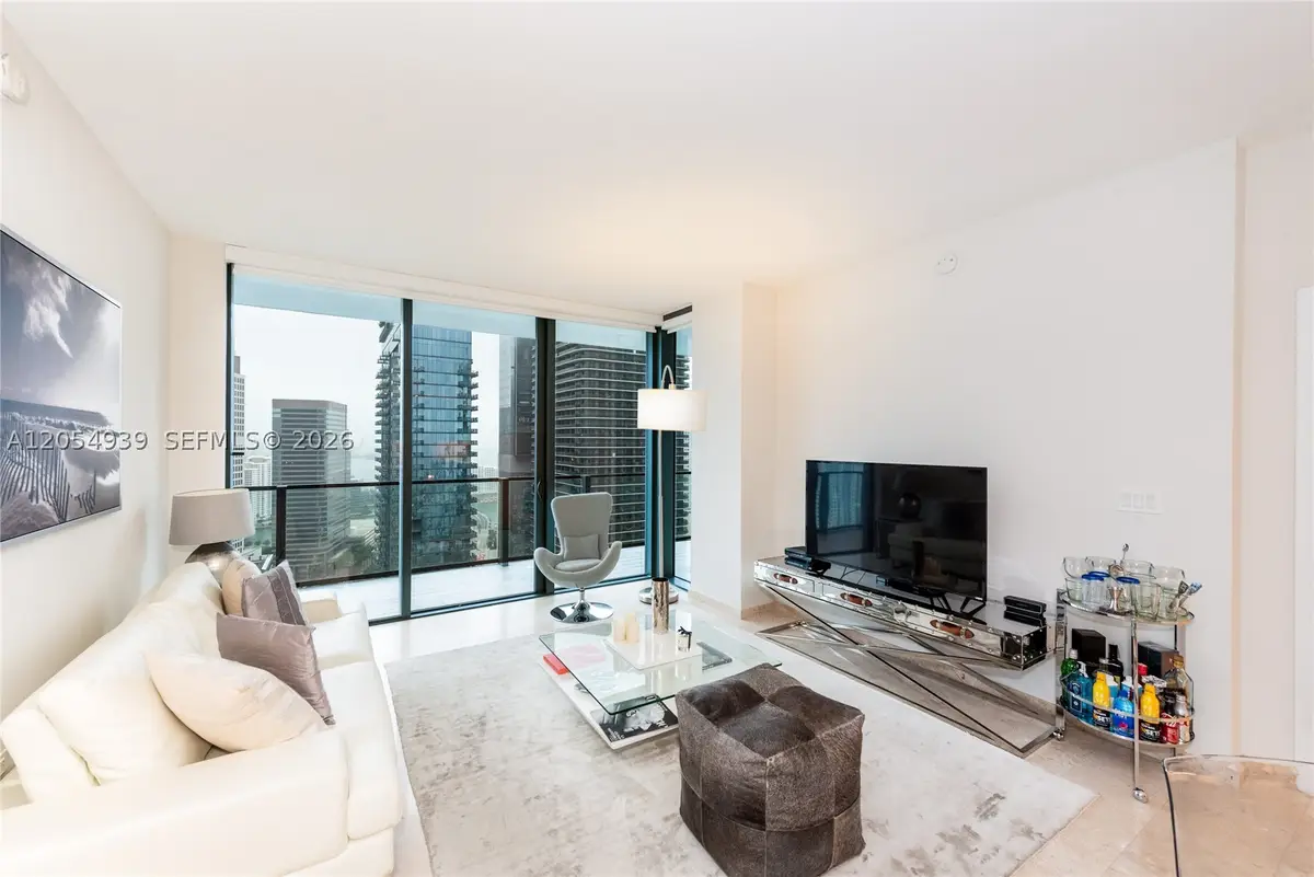 88 SW 7th St #3005, Miami, FL 33130 - #1