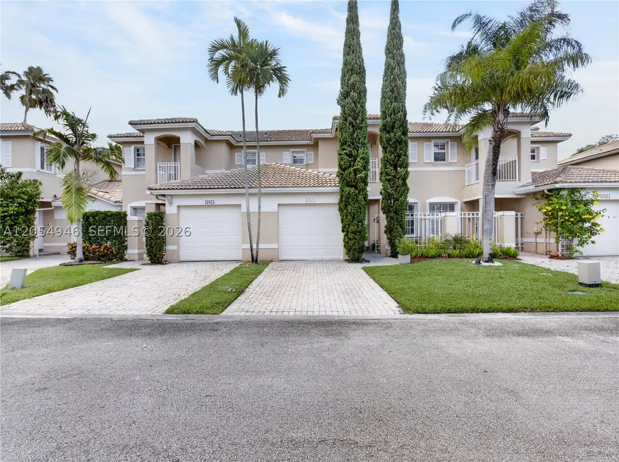17071 NW 22nd St, Pembroke Pines, FL 33028 - #3