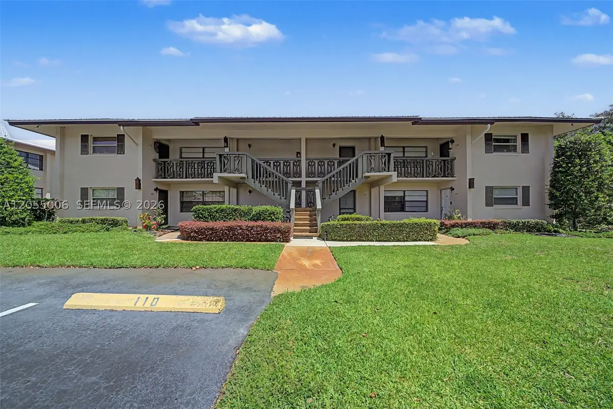 100 Fairway Ct, Lake Placid, FL 33852 - #1