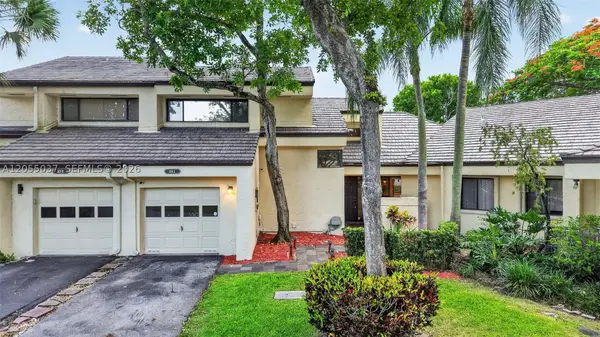 381 NW 94th Ter, Plantation, FL 33324